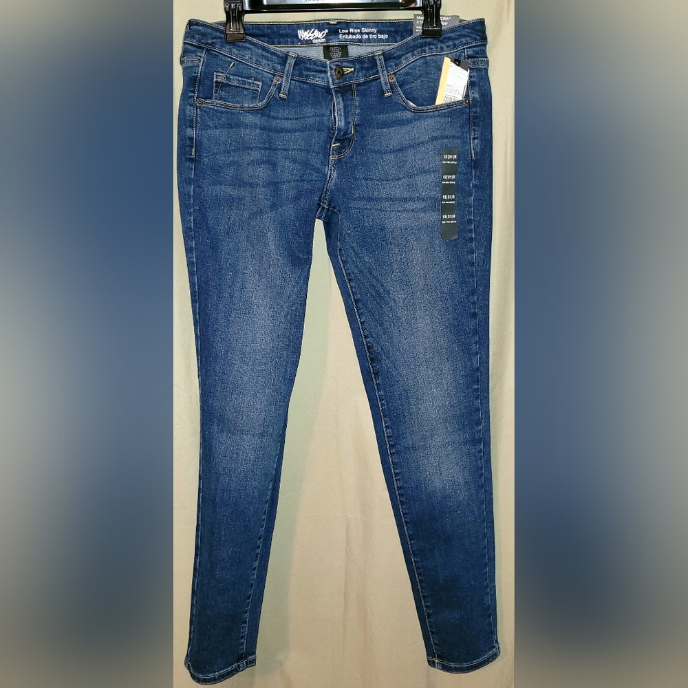 Mossimo Low Rise Skinny Jeans Size 12 Brand New
